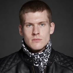 Triumph Prix Neck Tube 6 Triumph Prix Neck Tube -Motorfietsuitrustings Winkel prix3 e3a2